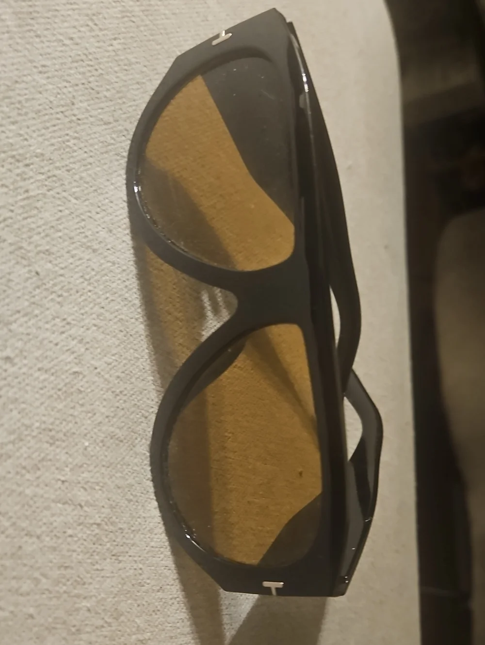 Women's Black Sunglasses with T-Accent